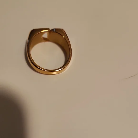 Modern Gold-Tone Open Circle Statement Ring - Picture 5 of 7